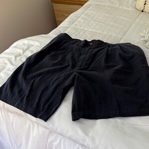 Grant Thomas Pleated navy Shorts